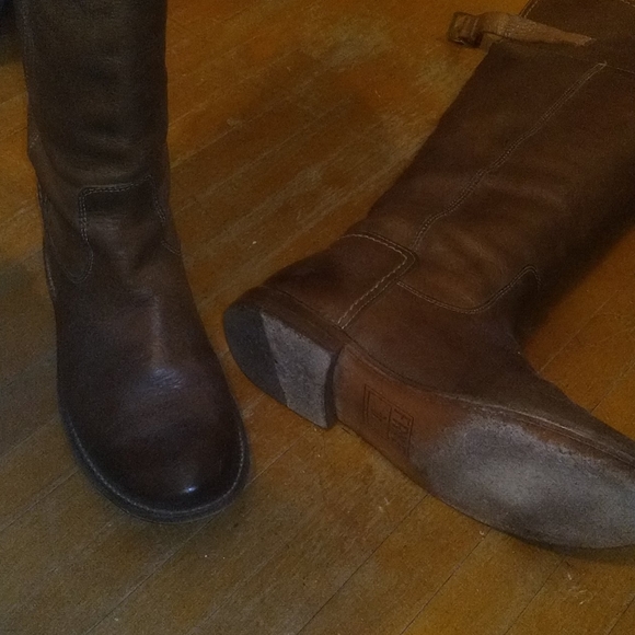 Frye Boots lightly worn - Picture 7 of 10